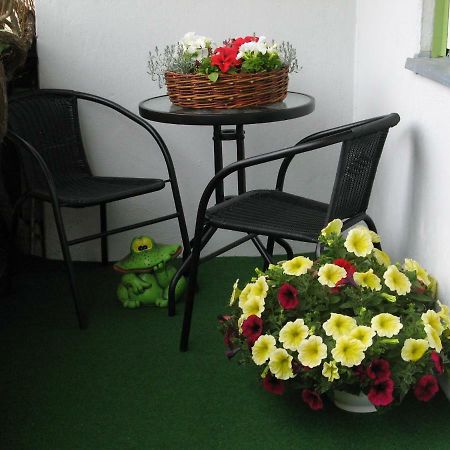Gratarre Apartment Kuressaare Kültér fotó