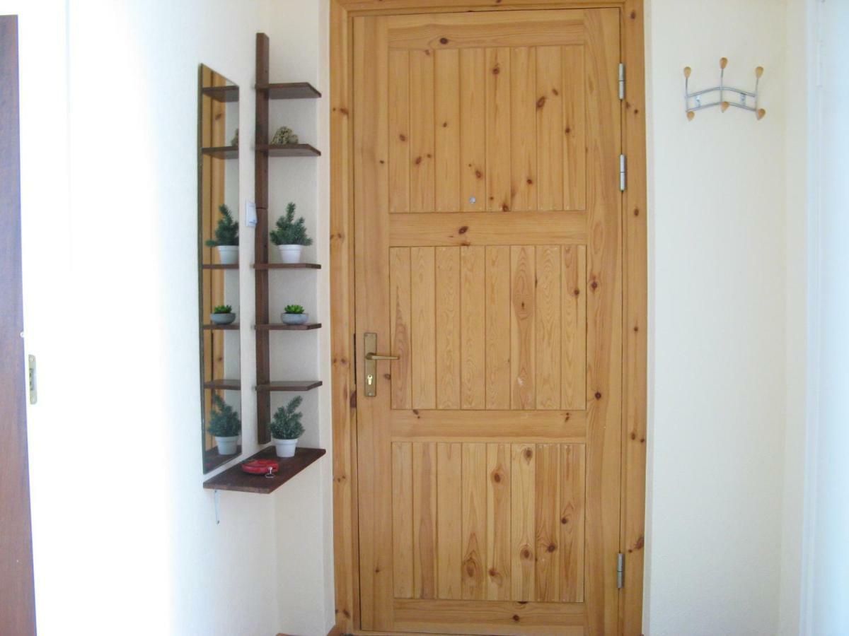 Gratarre Apartment Kuressaare Kültér fotó
